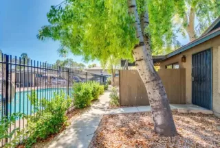 Photo #2: 6539019 Listing 