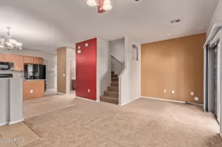 Photo #4: 6539023 Listing 