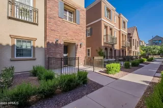 Photo #1: 6539024 Listing