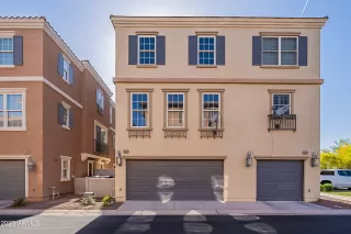 Photo #5: 6539024 Listing