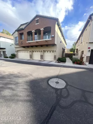 Photo #1: 6539061 Listing