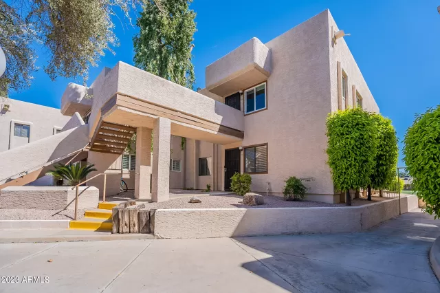 MLS: 6539110 Condo For Sale