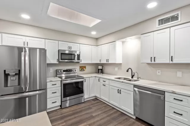 MLS: 6539126 Condo For Sale