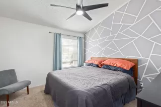 Photo #3: 6539171 Listing