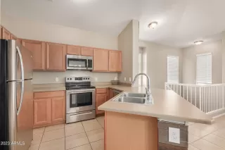 Photo #6: 6539292 Listing