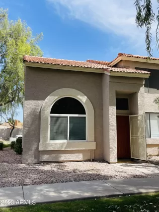 Photo #3: 6539336 Listing