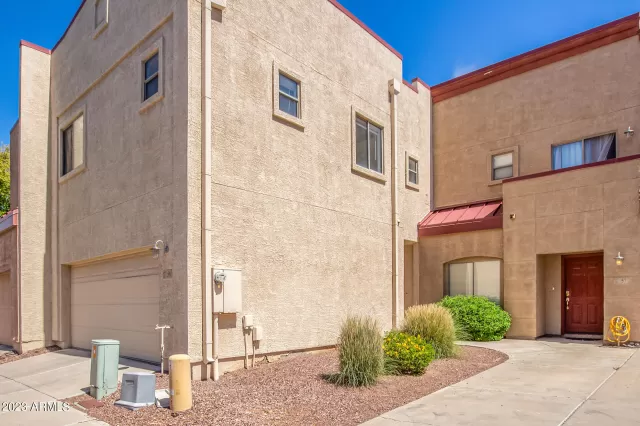 MLS: 6539384 Condo For Sale