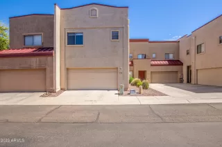 Photo #2: 6539384 Listing