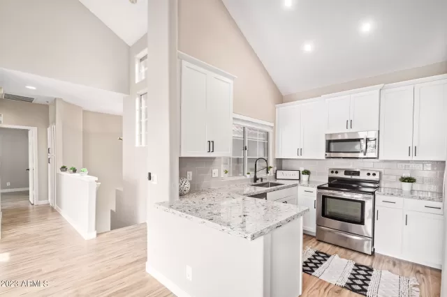 MLS: 6539696 Condo For Sale