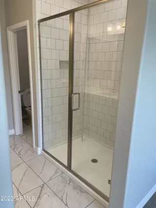 Photo #3: 6539792 Listing