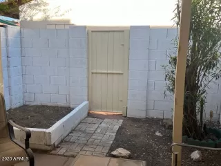 Photo #2: 6540113 Listing