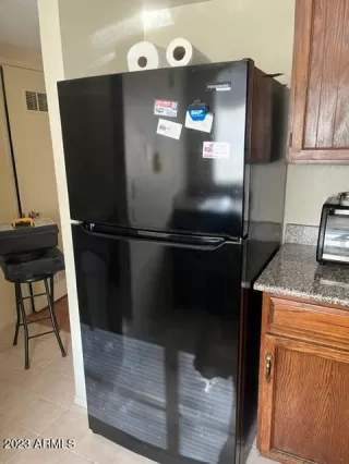 Photo #5: 6540113 Listing