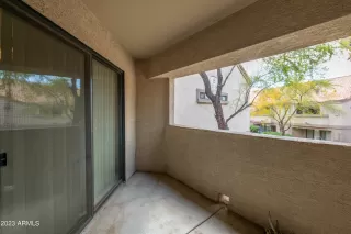 Photo #6: 6540580 Listing