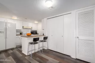 Photo #6: 6540695 Listing 