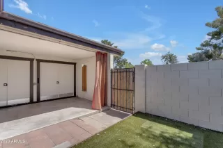 Photo #2: 6540971 Listing