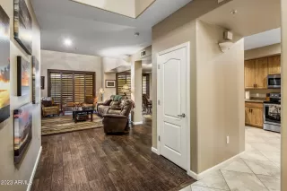 Photo #3: 6541248 Listing