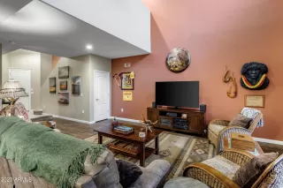 Photo #5: 6541248 Listing