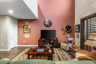 Photo #6: 6541248 Listing