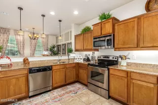 Photo #6: 6541404 Listing