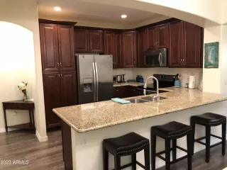 Photo #6: 6541709 Listing