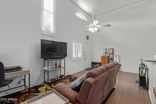 Photo #5: 6542320 Listing