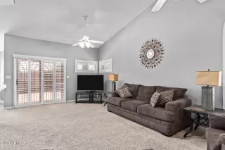 Photo #5: 6542683 Listing 