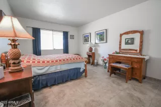 Photo #5: 6543373 Listing