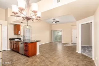 Photo #6: 6543454 Listing