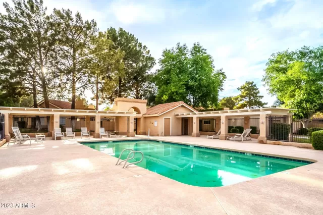 MLS: 6543613 Condo For Sale