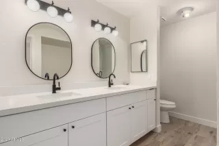 Photo #3: 6543707 Listing