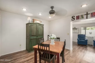 Photo #6: 6544166 Listing 