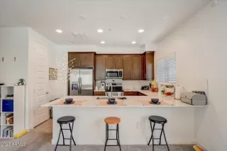 Photo #4: 6544288 Listing 