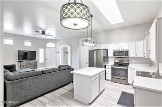 Photo #2: 6544330 Listing 