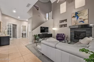 Photo #4: 6544444 Listing