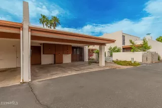 Photo #4: 6544569 Listing