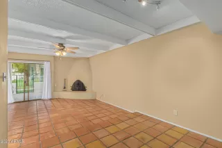 Photo #5: 6544569 Listing