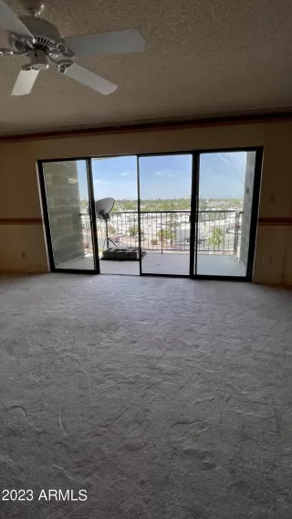 Photo #5: 6544581 Listing