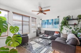 Photo #3: 6544642 Listing