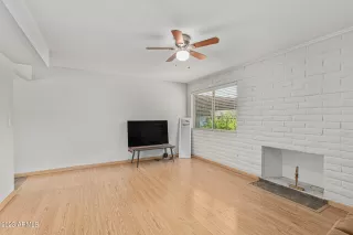 Photo #5: 6544687 Listing