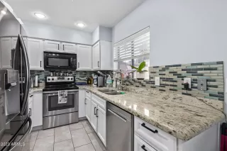 Photo #5: 6544820 Listing 