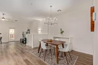 Photo #6: 6545097 Listing 