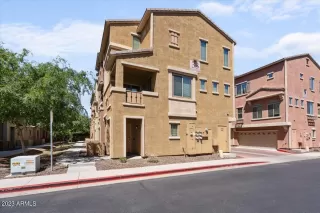 Photo #2: 6545888 Listing