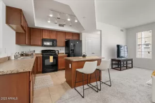 Photo #5: 6545888 Listing