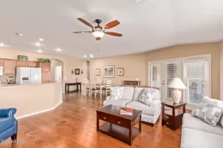 Photo #6: 6546132 Listing