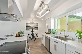 Photo #3: 6546184 Listing