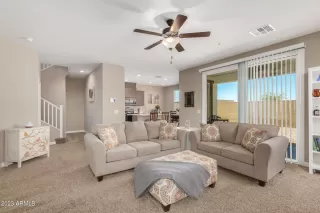 Photo #3: 6546186 Listing