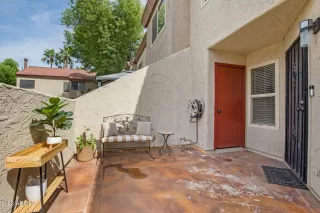 Photo #2: 6546428 Listing