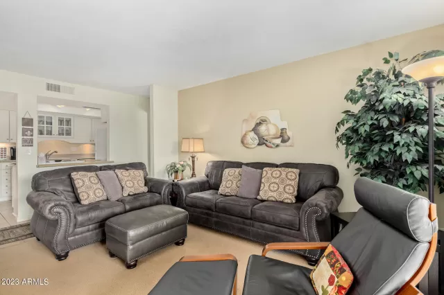 MLS: 6546447 Condo For Sale