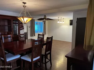 Photo #5: 6546521 Listing