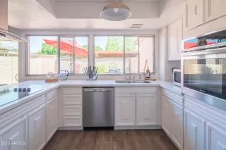 Photo #1: 6546702 Listing 